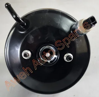 Toyota Hilux 2.7i / 3Lt (3RZ/KZTE) Brake Booster For Sale!!!