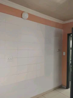  Cottage for rent in Ebony Park