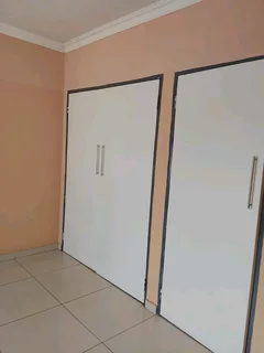  Cottage for rent in Ebony Park