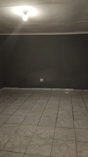  Cottage for rent in Ebony Park