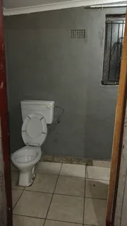  Cottage for rent in Ebony Park