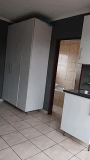  Bachelor room for rent in Birch Acres