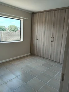 Spacious Unfurnished 2 bedroom apartment  Kuilsriver