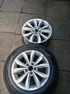 Rim and tyre
