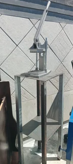 Good ( Furniture and appliances)