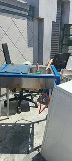 Good ( Furniture and appliances)