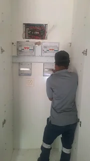 ELECTRICIANS ON CALL