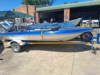 5mt closed nose utility hull