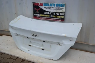 Hyundai Accent sedan bootlid