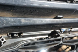 Opel Mokka radiator grill