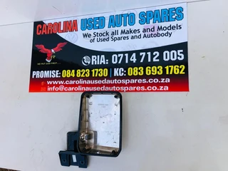 Toyota Land Cruiser 76/79 right side manual mirror housing (No glass)