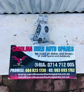 BMW F20/F21 1 Series 118i left front wheel hub