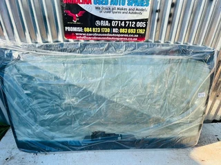 Toyota Quantum LWB front windscreen