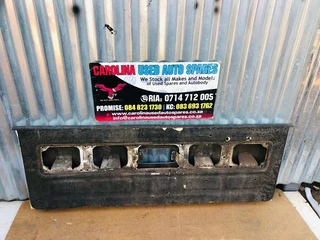 Mazda BT50 and Ford Montana tailgate