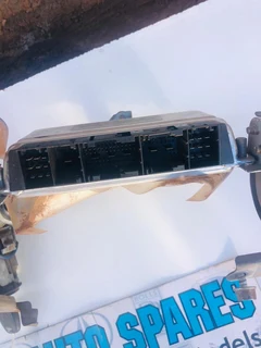 Toyota Corolla  RunX manual lockset