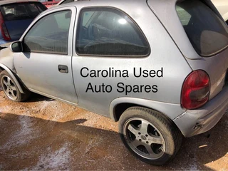 Opel Corsa lite hatchback for stripping parts only