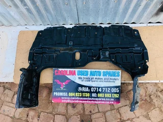 Toyota Yaris splash cover