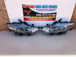 Nissan Murano left and right side LED xenon headlights