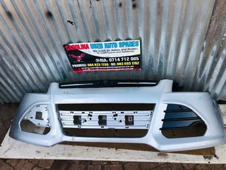 Ford Kuga front bumper with upper grill and left fog light cover