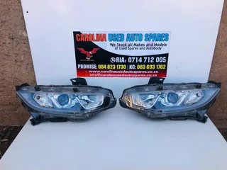 Honda Civic left and right side halogen headlight