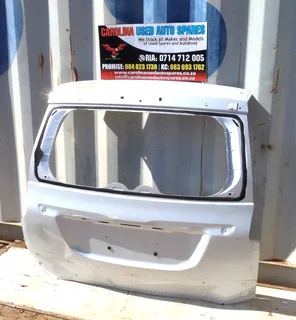 Mitsubishi Pajero Sport tailgate