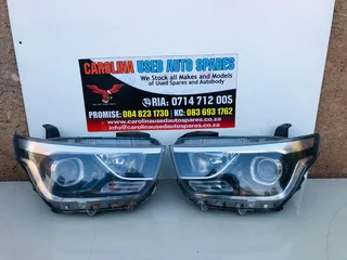 Hyundai H1 starex left and right side halogen headlights