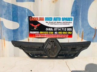 Renault Kiger radiator grill (no badge and trimming)