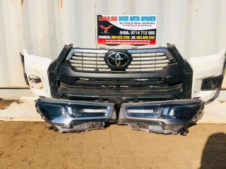 Toyota Hilux Legend RS front bumper with left and right side LED headlight