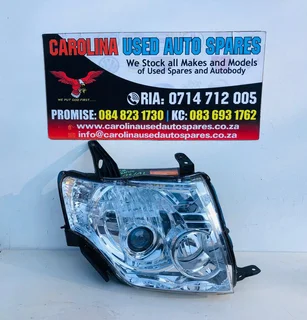 Mitsubishi Pajero right side xenon headlight with park lights