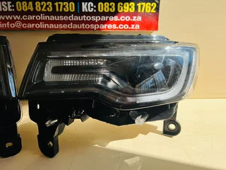 Jeep Cherokee SRT left and right side xenon headlights