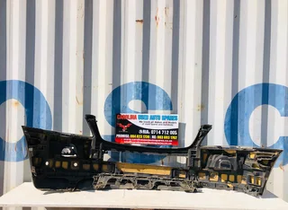 Mercedes Benz W164/X164 ML-class front bumper with pdc holes