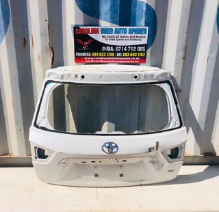 Toyota Urban Cruiser XS tailgate