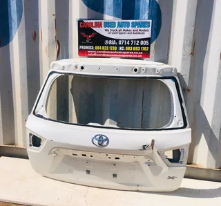 Toyota Urban Cruiser XS tailgate