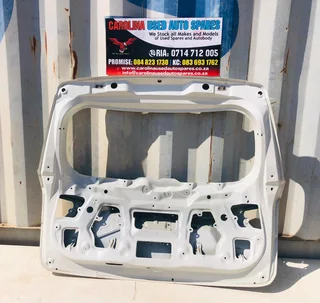 Toyota Urban Cruiser XS tailgate