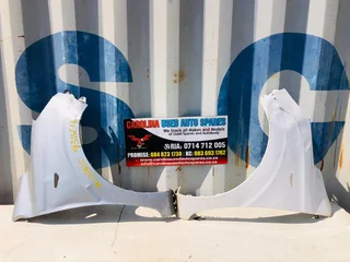 Hyundai Grand i10 left and right side fender with marker lamp