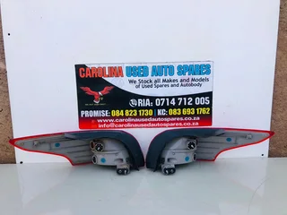 Ford Focus left and right side outer taillight (sedan)