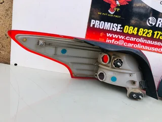 Ford Focus left and right side outer taillight (sedan)