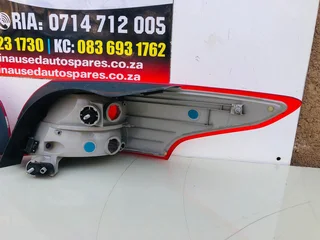 Ford Focus left and right side outer taillight (sedan)