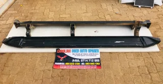 Isuzu D-max left and right side steps (set)