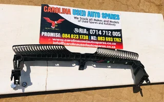 VW Tiguan cradle support