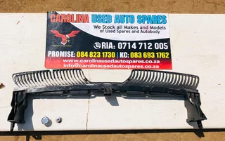 VW Tiguan cradle support