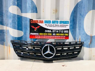 Mercedes Benz W166 ML black radiator grill (badge)