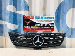 Mercedes Benz W166 ML black radiator grill (badge)