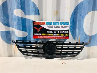 Mercedes Benz W166 ML black radiator grill (badge)