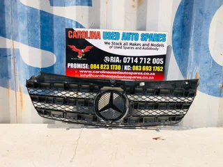 Mercedes Benz W639 Vito radiator grill with badge