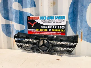 Mercedes Benz W639 Vito radiator grill with badge