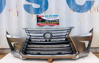 Lexus LX570 complete front bumper (no badge)