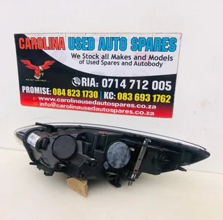 Renault Megane 3 facelift right side black headlight