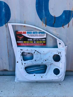 Hyundai Grand i10 left side front door