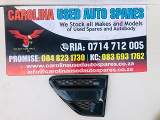 Ford Ranger T6 left side fender grill